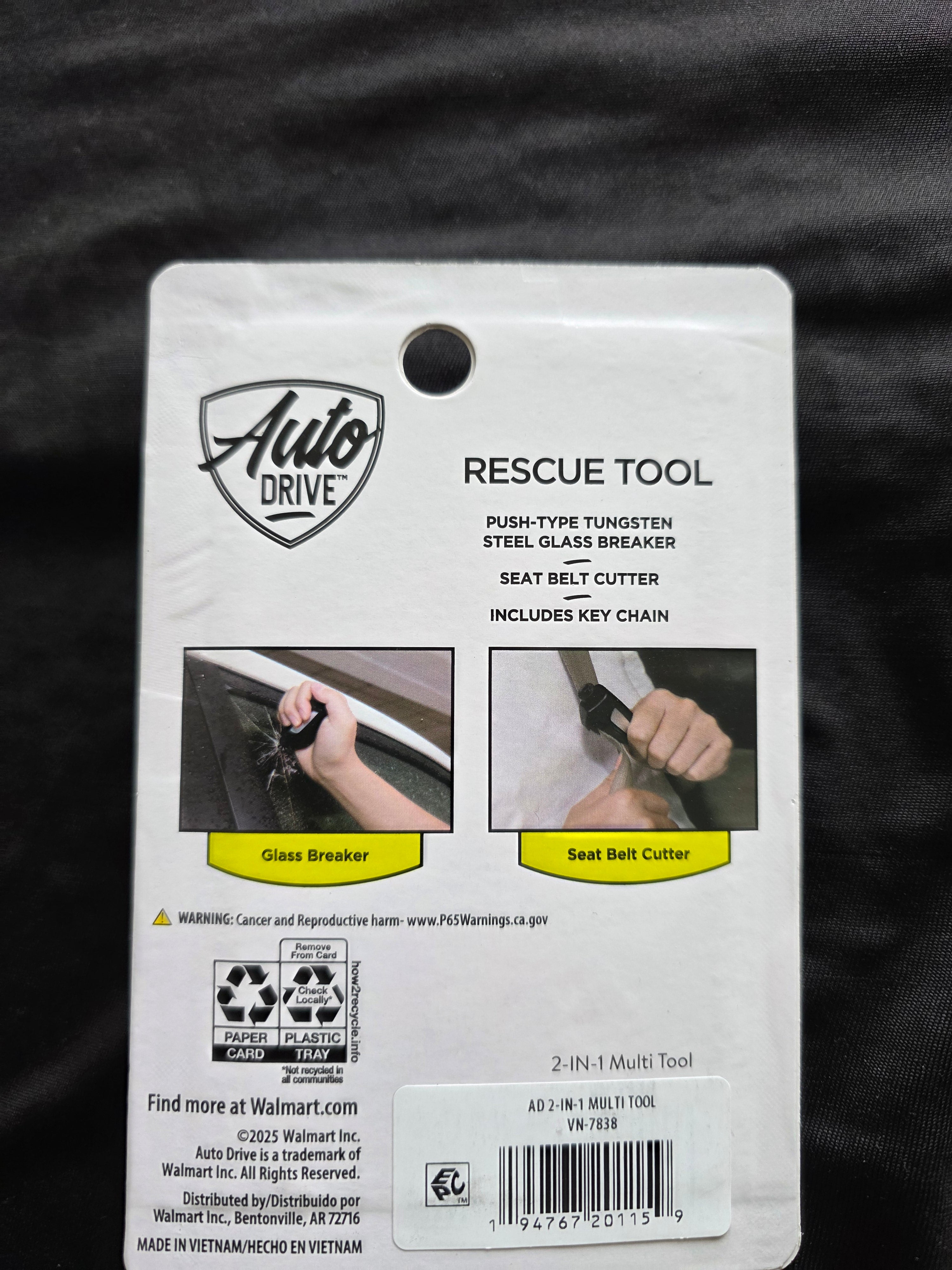 AutoDrive Emergency Rescue Tool – Window Glass Breaker & Seat Belt Cutter Keychain