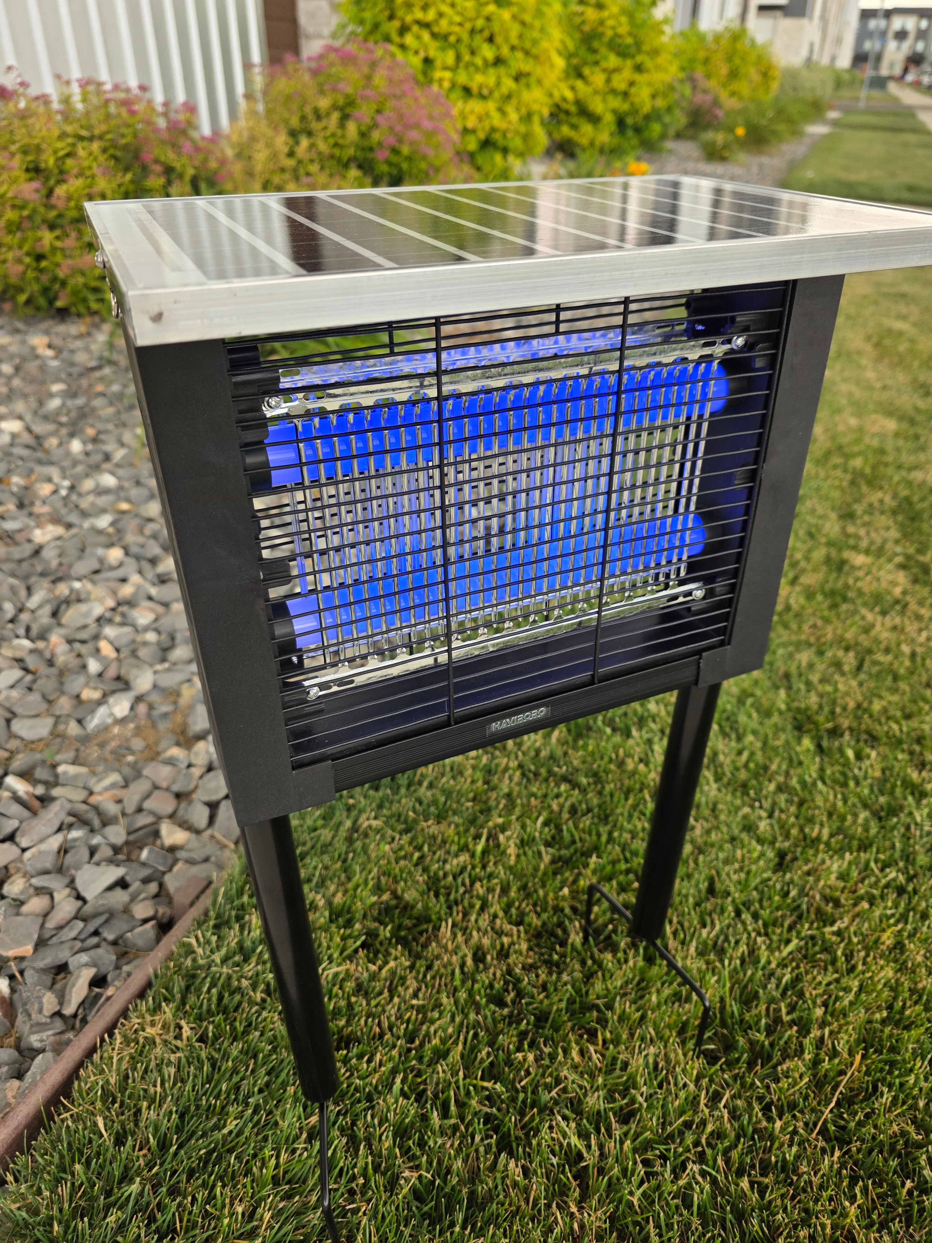 2-in-1 Solar Bug Zapper with USB Charging – Outdoor Mosquito & Flying Insect Killer
