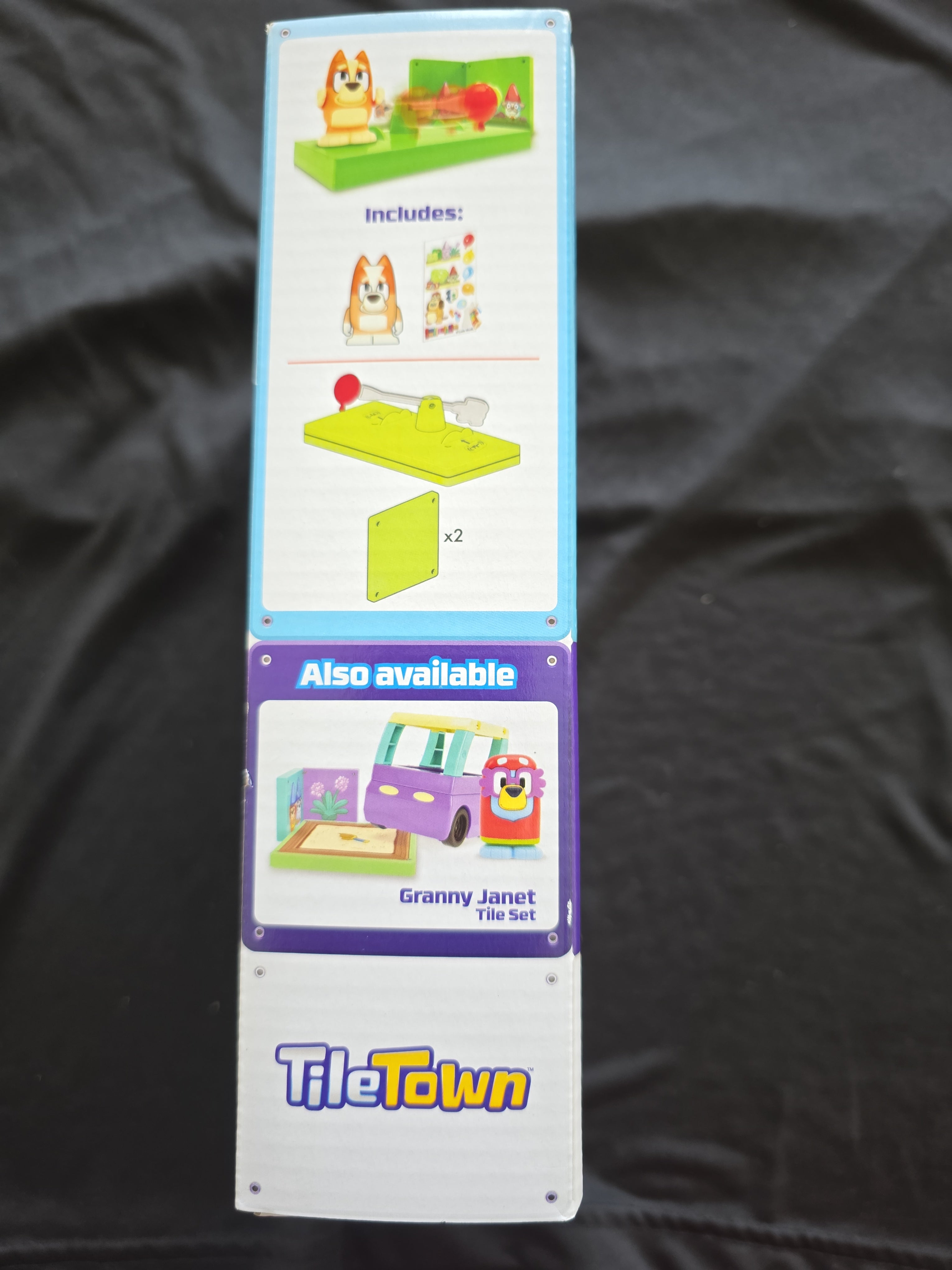 Bluey TileTown Keepy Uppy Bingo Tile Set – Magnetic Action Toy