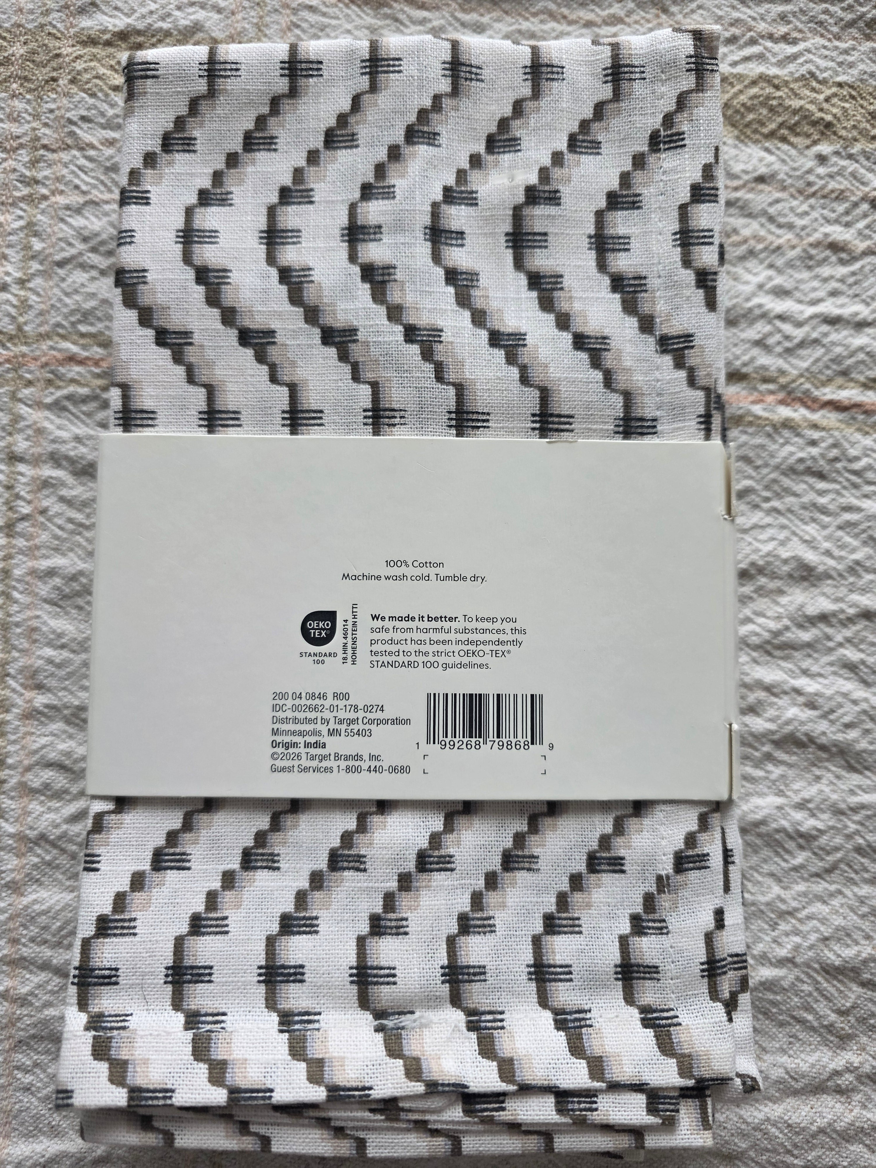 Threshold Cloth Napkins Set of 4 – Machine Washable 18" x 18"
